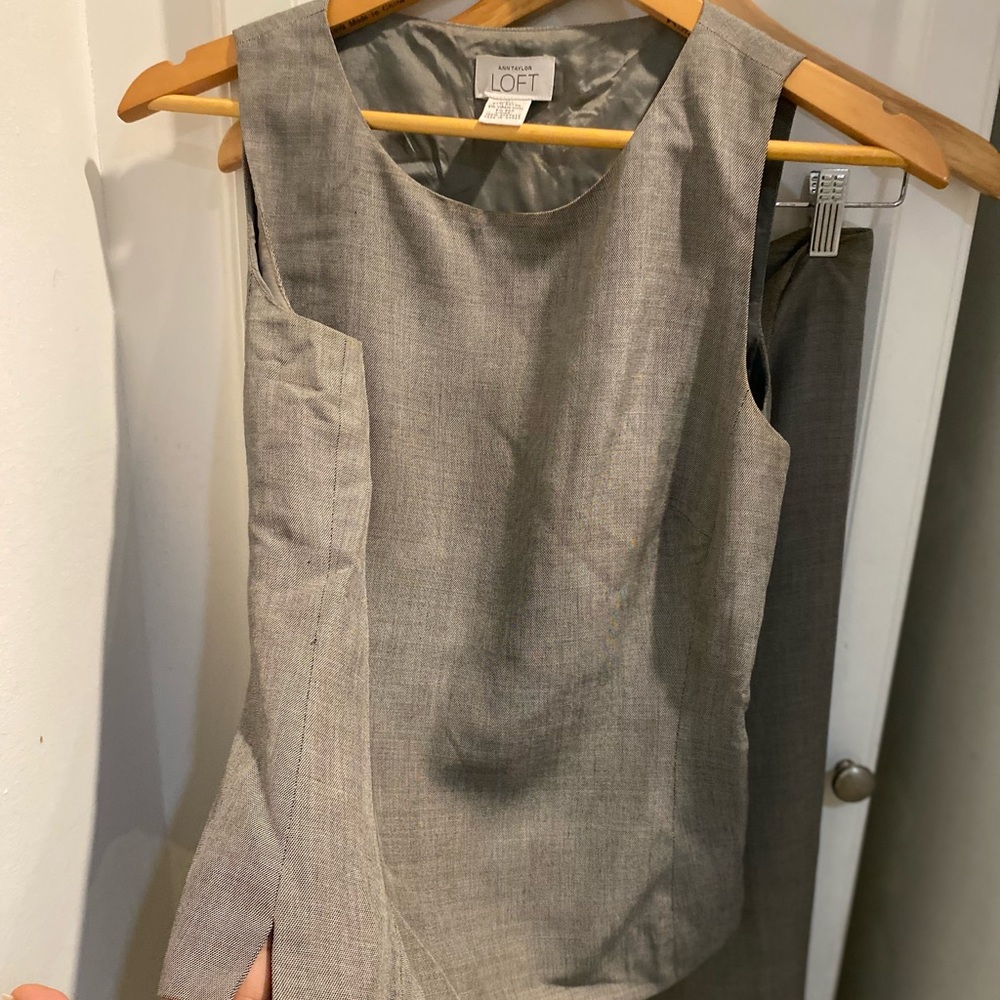 Ann Taylor Loft Grey Pant Set
